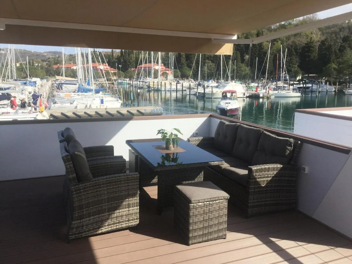 Ferienhaus Villa Floating House - Arena 2 Pula
